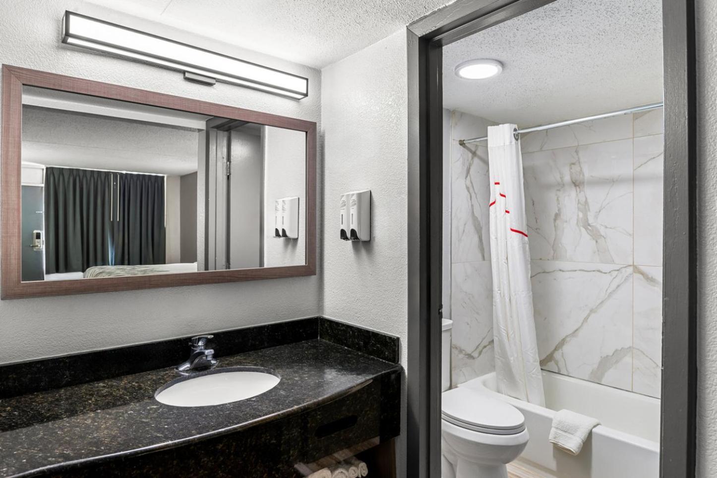 Red Roof Inn Richmond - Airport Sandston Luaran gambar